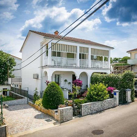 Apartment Near The Sea Judita マリンスカ エクステリア 写真