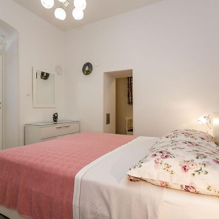 Apartment Near The Sea Judita マリンスカ 部屋 写真