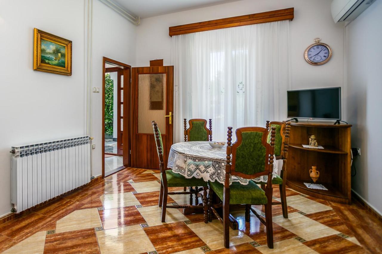 Apartment Near The Sea Judita マリンスカ エクステリア 写真