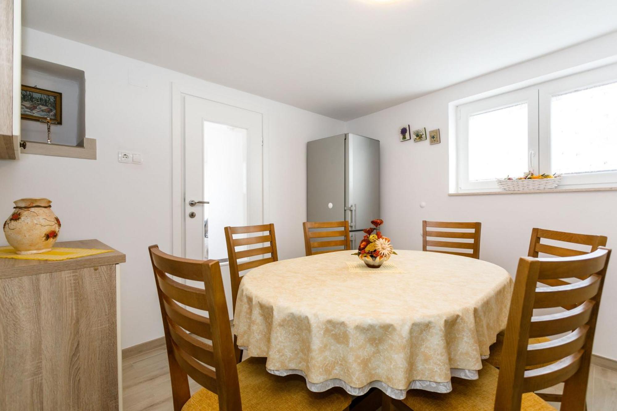 Apartment Near The Sea Judita マリンスカ 部屋 写真